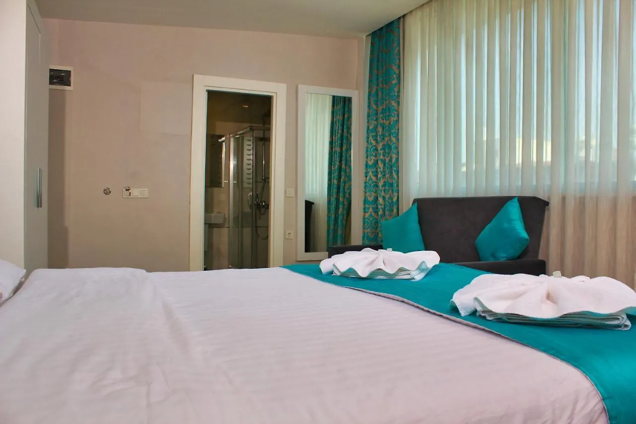 Berrak Su Hotel Αττάλεια