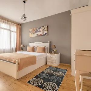 Old Town Deluxe Flats Antalya