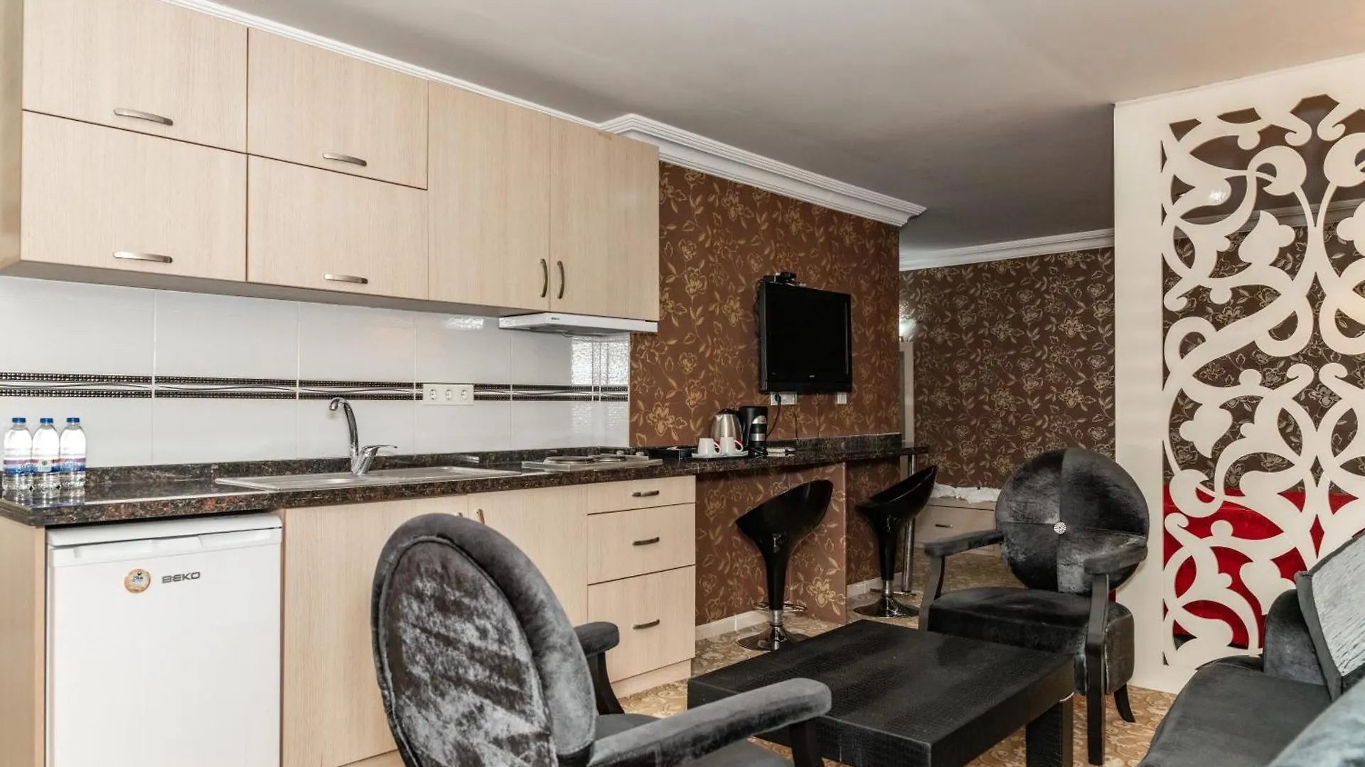 Berrak Su Hotel Antalya 3*,