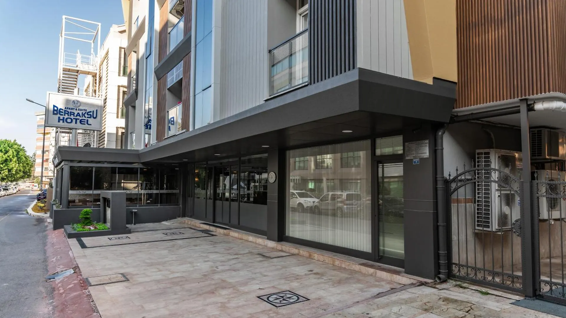 Berrak Su Hotel Antalya